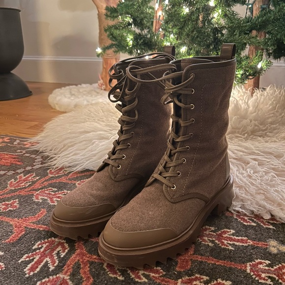 COPY - Tamara Mellon Runway Combat Boots 2” Platform Wool Leather Trim Women’s … - Picture 3 of 16